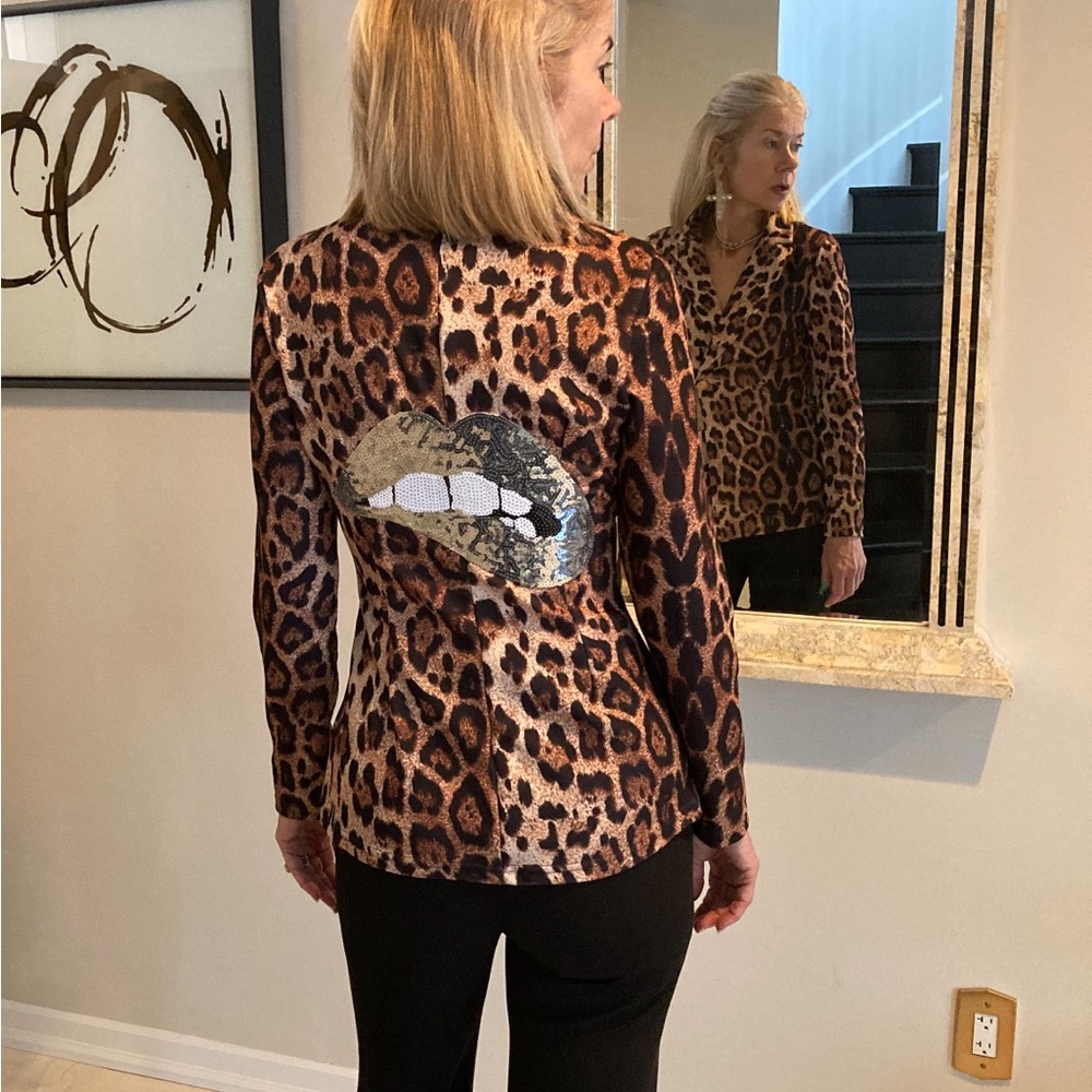 XS-XL - Picture 3 of 3